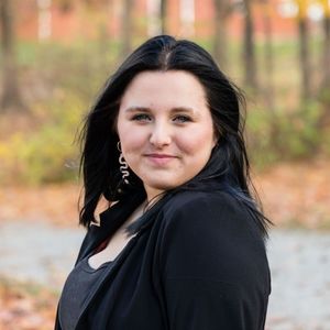 Meet your Posher, Lindsey